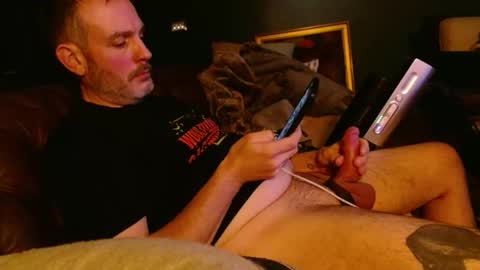 Snapshot of aschke chatting on 1, 11, 2025 aschke online show from 1, 11, 2025