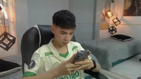 Snapshot of ash_kai chatting on 8, 7, 2026 ash_kai online show from 8, 7, 2026