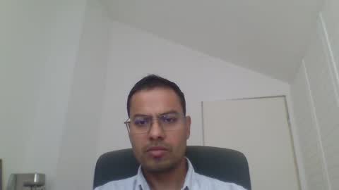 Snapshot of asharma1984xyz chatting on 28, 4, 2026 asharma1984xyz online show from 28, 4, 2026