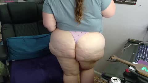 Snapshot of ashbashgirl chatting on 22, 3, 2026 SweetAshCheeks online show from 22, 3, 2026
