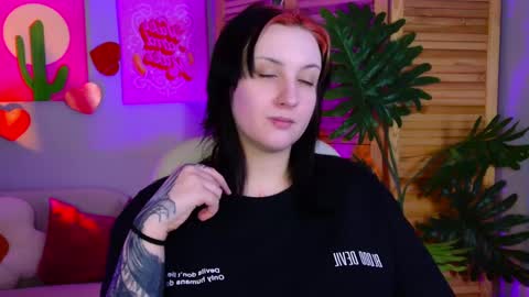 Snapshot of asheluck chatting on 15, 4, 2026 AshleyAshe online show from 15, 4, 2026