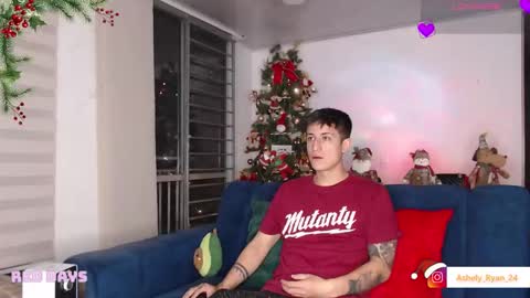 Snapshot of ashely_ryan24 chatting on 23, 12, 2025 Ashley And Ryan online show from 23, 12, 2025