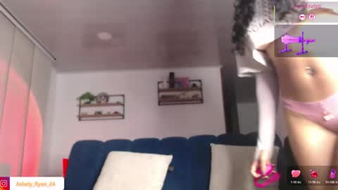 Snapshot of ashely_ryan24 chatting on 16, 4, 2026 Ashley And Ryan online show from 16, 4, 2026