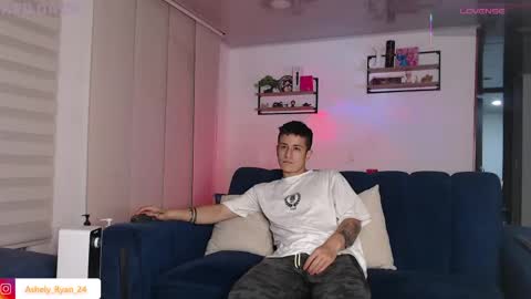 Snapshot of ashely_ryan24 chatting on 23, 4, 2026 Ashley And Ryan online show from 23, 4, 2026