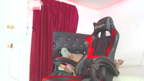 Snapshot of ashelyhots9inches chatting on 30, 4, 2026 ashelyhots9inches online show from 30, 4, 2026