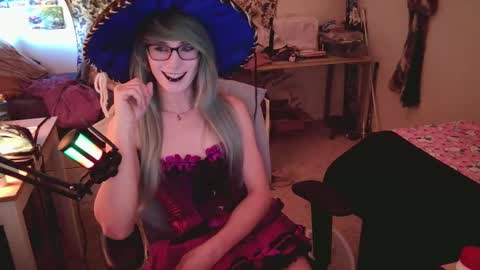 Snapshot of ashethegengar chatting on 21, 10, 2025 Ashley Scarlett online show from 21, 10, 2025