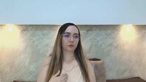 Asley Bennet online show from 19, 11, 2025