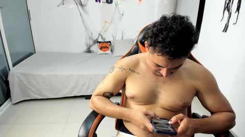 ashlan_king online show from 10, 11, 2025