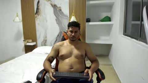 Snapshot of ashlan_king chatting on 1, 5, 2026 ashlan_king online show from 1, 5, 2026