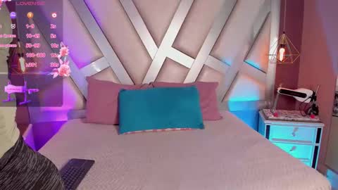 Snapshot of ashleey_bell_ chatting on 24, 4, 2026 Ashley online show from 24, 4, 2026