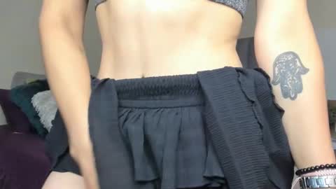 Carolina  online show from 17, 1, 2025