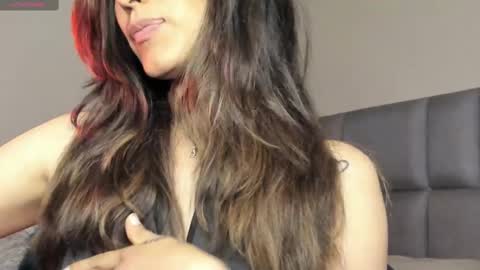 Carolina  online show from 21, 2, 2025