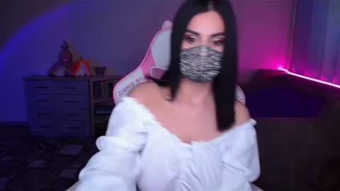 Snapshot of ashley__cooper__ chatting on 7, 2, 2025 Yasmina online show from 7, 2, 2025