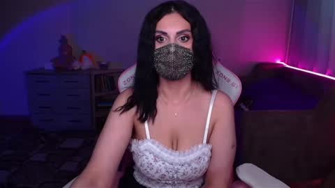 Snapshot of ashley__cooper__ chatting on 26, 2, 2025 Yasmina online show from 26, 2, 2025