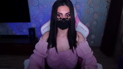   Yasmina   online show from 31, 5, 2026