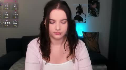 Snapshot of ashley_glen chatting on 17, 3, 2026 online show from 17, 3, 2026