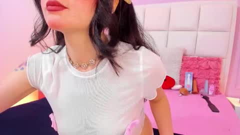 Snapshot of ashley_petit chatting on 17, 2, 2026 ashley_petit online show from 17, 2, 2026