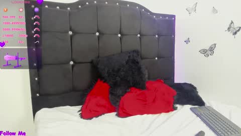 Snapshot of ashley_xoxo7 chatting on 24, 11, 2025 Ashley online show from 24, 11, 2025