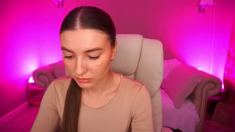 ashleybaee online show from 27, 10, 2025