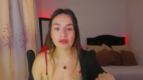 Snapshot of ashleyt1998 chatting on 14, 2, 2026 ASHLEY online show from 14, 2, 2026