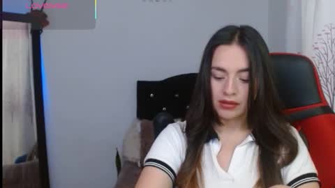 Snapshot of ashleyt1998 chatting on 9, 3, 2026 ASHLEY online show from 9, 3, 2026