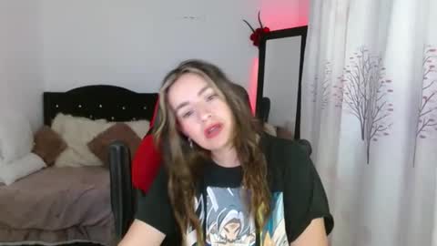 Snapshot of ashleyt1998 chatting on 15, 4, 2026 ASHLEY online show from 15, 4, 2026