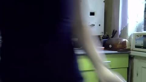 Snapshot of ashleyxhoney chatting on 4, 12, 2025 AshleyXHoney online show from 4, 12, 2025