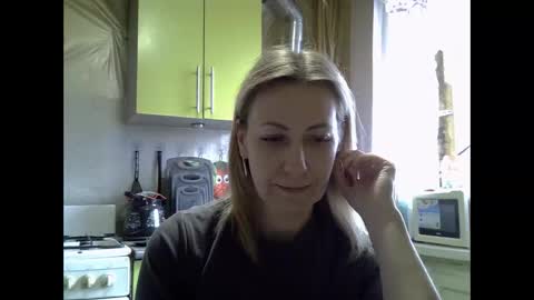 Snapshot of ashleyxhoney chatting on 15, 12, 2025 AshleyXHoney online show from 15, 12, 2025