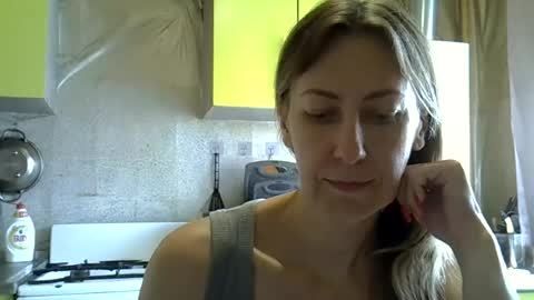 Snapshot of ashleyxhoney chatting on 19, 6, 2026 AshleyXHoney online show from 19, 6, 2026