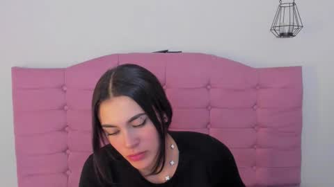 kylie online show from 11, 10, 2025