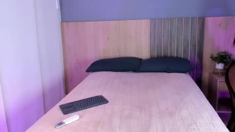 Ashly online show from 8, 1, 2026