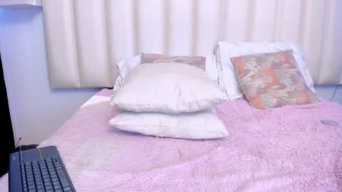 Snapshot of ashly_leee chatting on 6, 4, 2026 Ashly online show from 6, 4, 2026