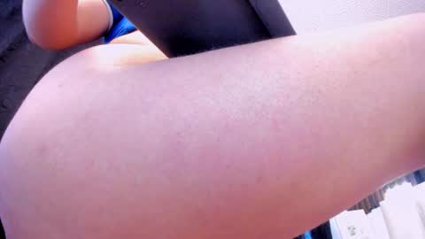 Snapshot of ashly_leee chatting on 7, 4, 2026 Ashly online show from 7, 4, 2026