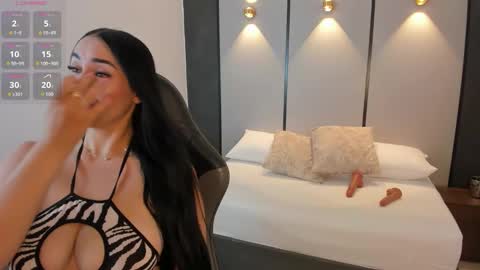 A S H L Y online show from 19, 12, 2025