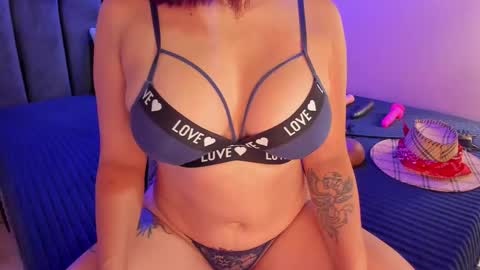 ashlye_miller_ online show from 17, 1, 2026