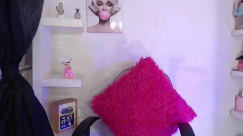  Ashly online show from 25, 1, 2025