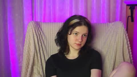 Snapshot of ashlyvincente chatting on 19, 3, 2026 Kristine online show from 19, 3, 2026