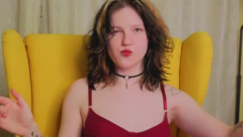 Snapshot of ashlyvincente chatting on 25, 3, 2026 Kristine online show from 25, 3, 2026