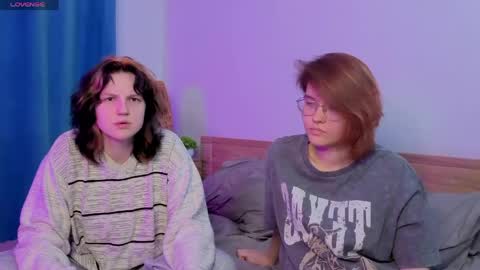 Snapshot of ashlyvincente chatting on 22, 4, 2026 Kristine online show from 22, 4, 2026