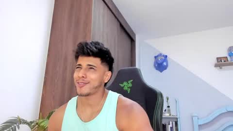 Snapshot of ashton_coleman_ chatting on 14, 1, 2025 my name real is camilo online show from 14, 1, 2025