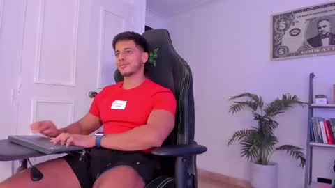 Snapshot of ashton_coleman_ chatting on 10, 9, 2025 my name real is camilo online show from 10, 9, 2025