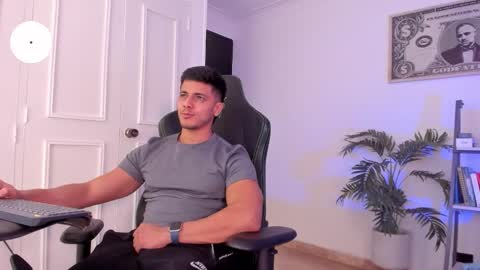 Snapshot of ashton_coleman_ chatting on 7, 11, 2025 my name real is camilo online show from 7, 11, 2025