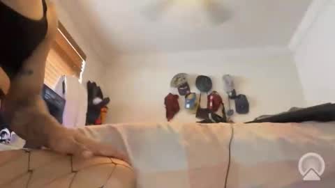 Asialatin xxx online show from 10, 9, 2025