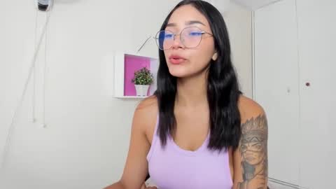 Camila online show from 3, 12, 2024