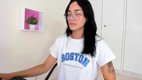 Camila online show from 13, 1, 2025