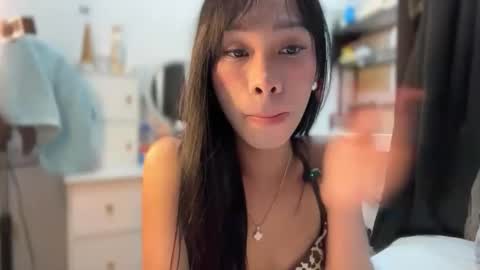 Snapshot of asian_aki chatting on 16, 4, 2026 Marj online show from 16, 4, 2026