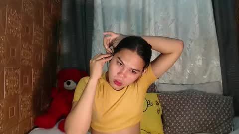 ELLE dont forget to follow and thumbs up online show from 12, 1, 2025