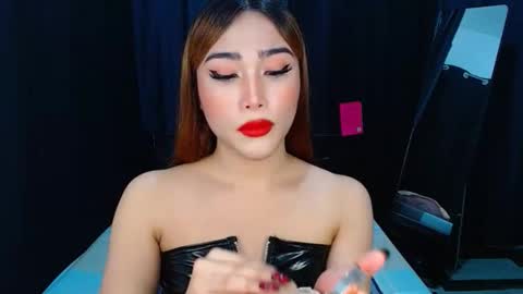 Snapshot of asian_caulix chatting on 11, 9, 2025 baby caulix online show from 11, 9, 2025