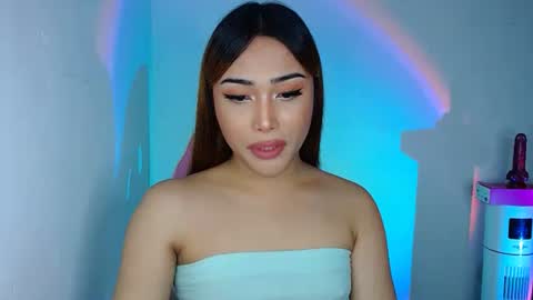 Snapshot of asian_caulix chatting on 16, 10, 2025 baby caulix online show from 16, 10, 2025