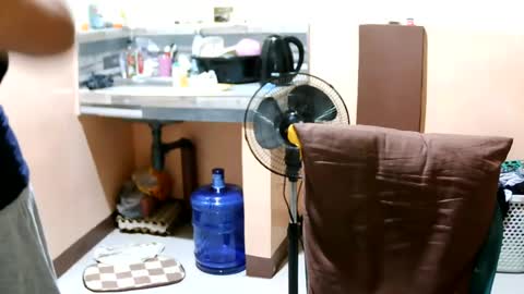 Snapshot of asian_kweenv chatting on 6, 8, 2026 Alex online show from 6, 8, 2026